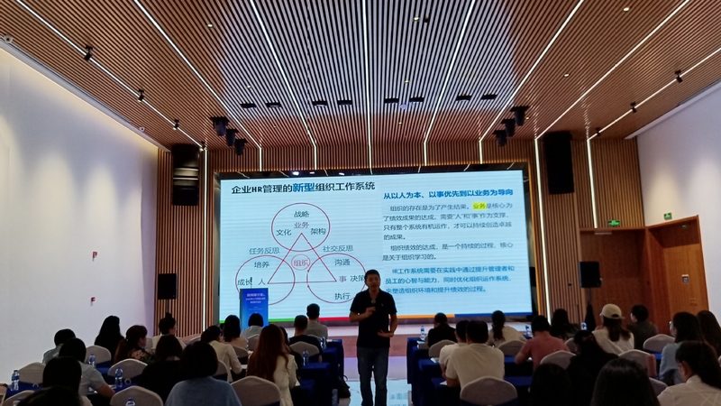 广州餐饮行业岗位外包：合规与效率的双重保障**